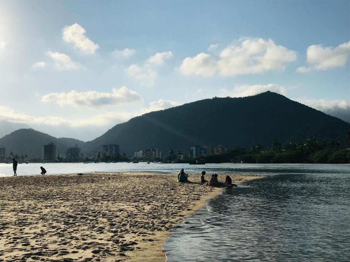 Apartamento Pe Na Areia Frente Para O Mar E Piscina Na Prainha Caraguatatuba Exterior photo