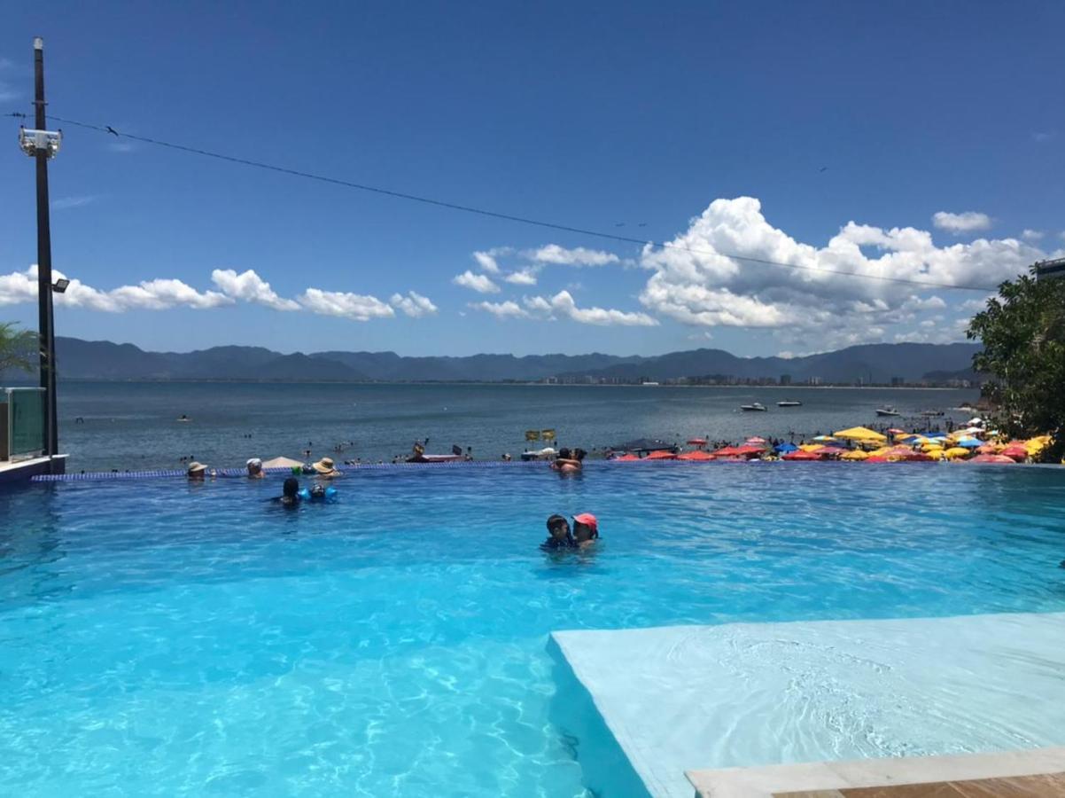 Apartamento Pe Na Areia Frente Para O Mar E Piscina Na Prainha Caraguatatuba Exterior photo
